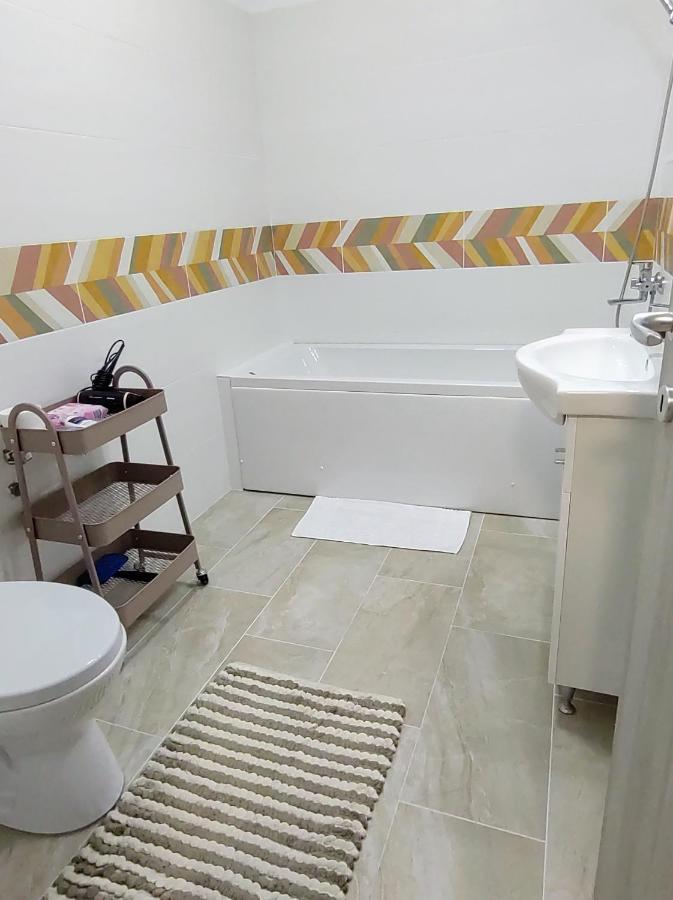 Simona Apartament Iulius Mall Iasi Exteriör bild
