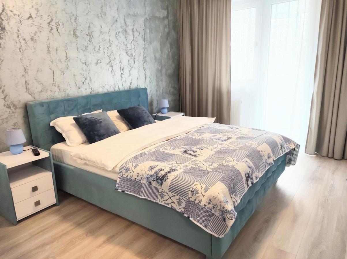 Simona Apartament Iulius Mall Iasi Exteriör bild